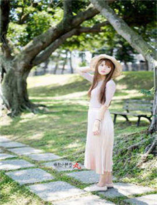 我老婆是巨无霸下载
