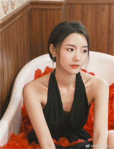 一位女士